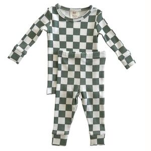 SIIX Spearmint Love kids boys girls organic 2 piece set pajamas size 4T